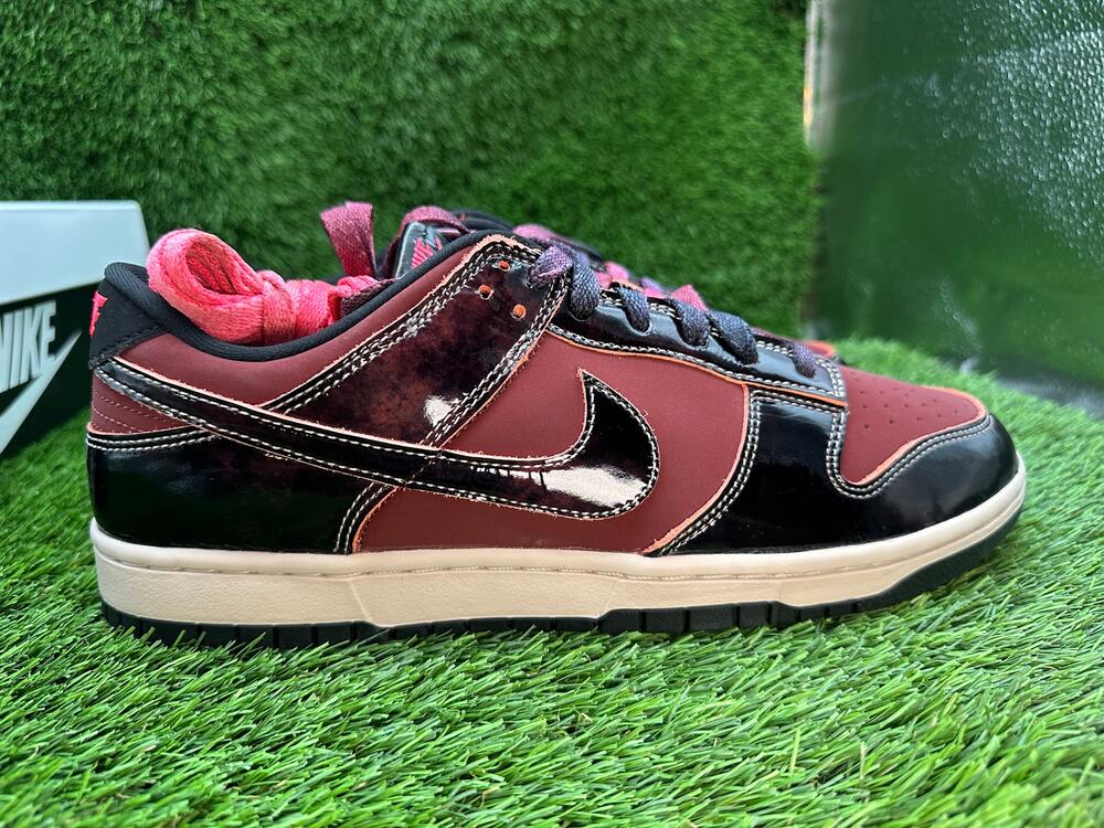 Nike Dunk Low SE HQ1965-600 Athletic Sneaker Men's 11 Red Leather Gym Workout